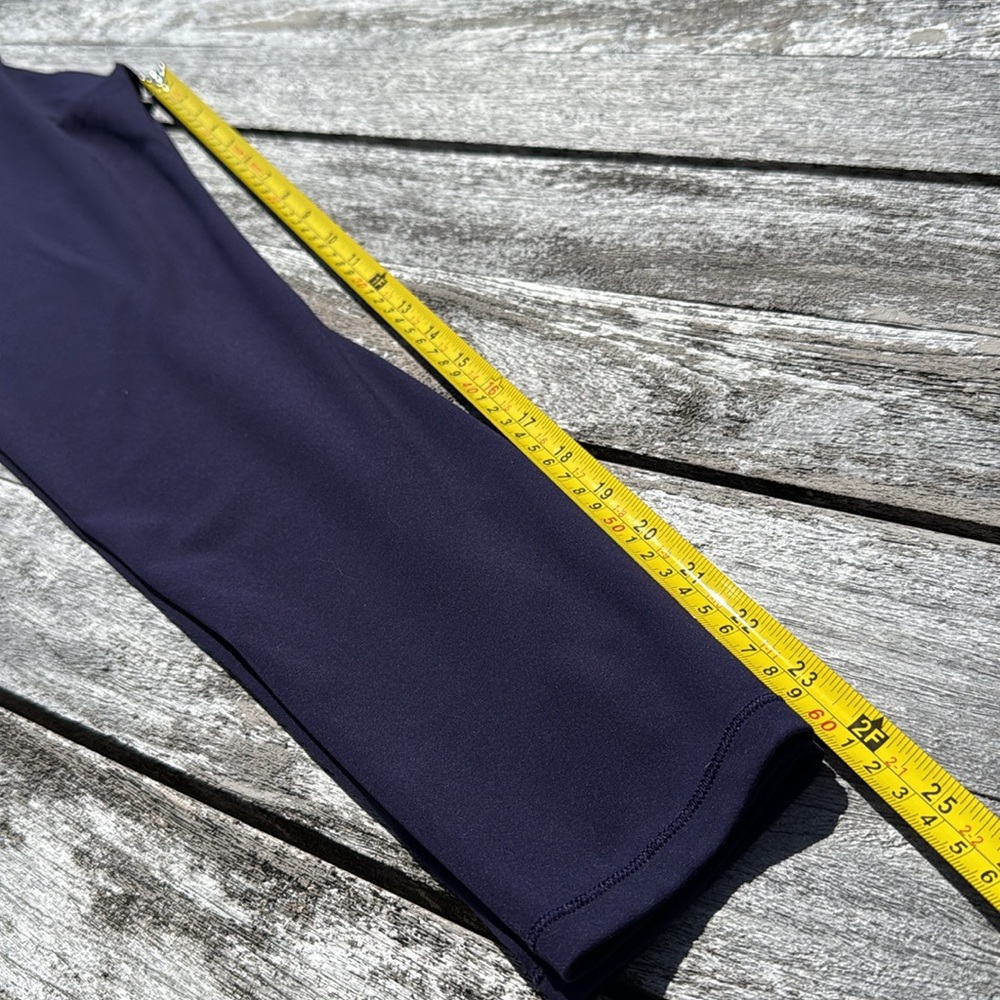 VUORI Vuori AllTheFeels Legging JET Ink blue size medium NWT - Picture 3 of 6